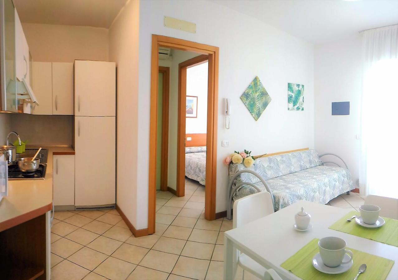 Green Holiday Wohnung Mit Schwimmbad Μπιμπιόνε Εξωτερικό φωτογραφία