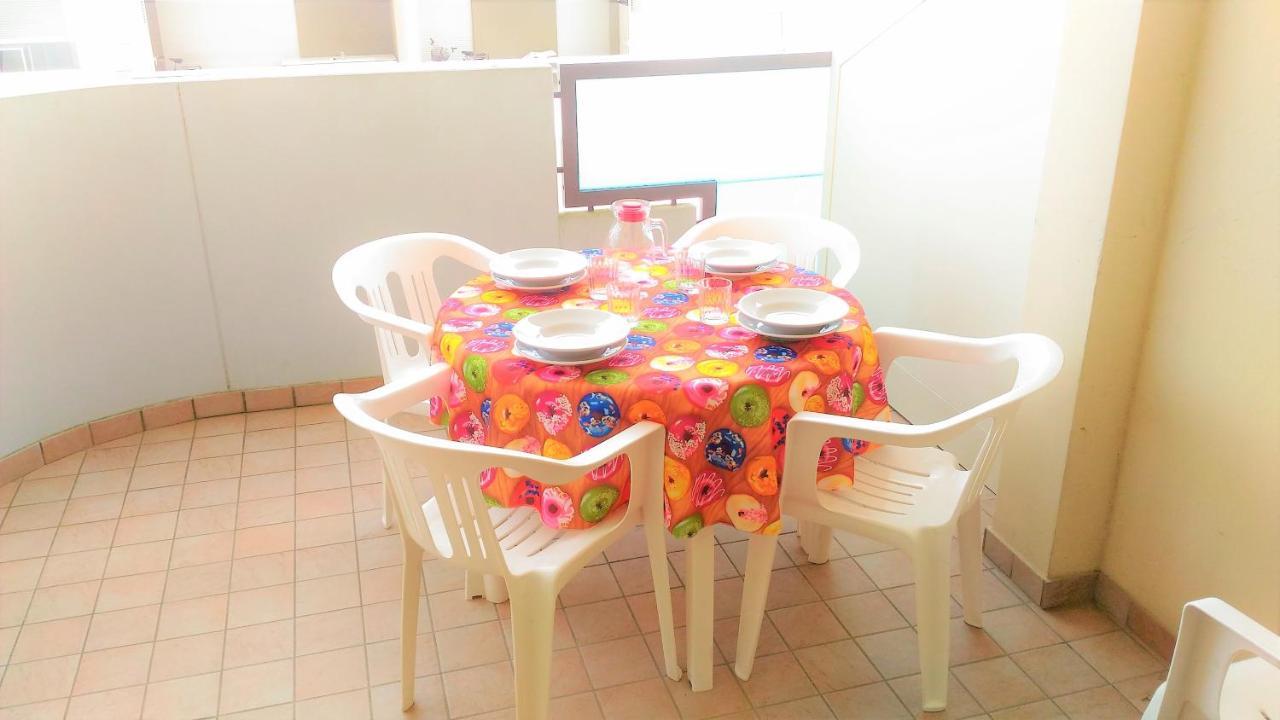 Green Holiday Wohnung Mit Schwimmbad Μπιμπιόνε Εξωτερικό φωτογραφία